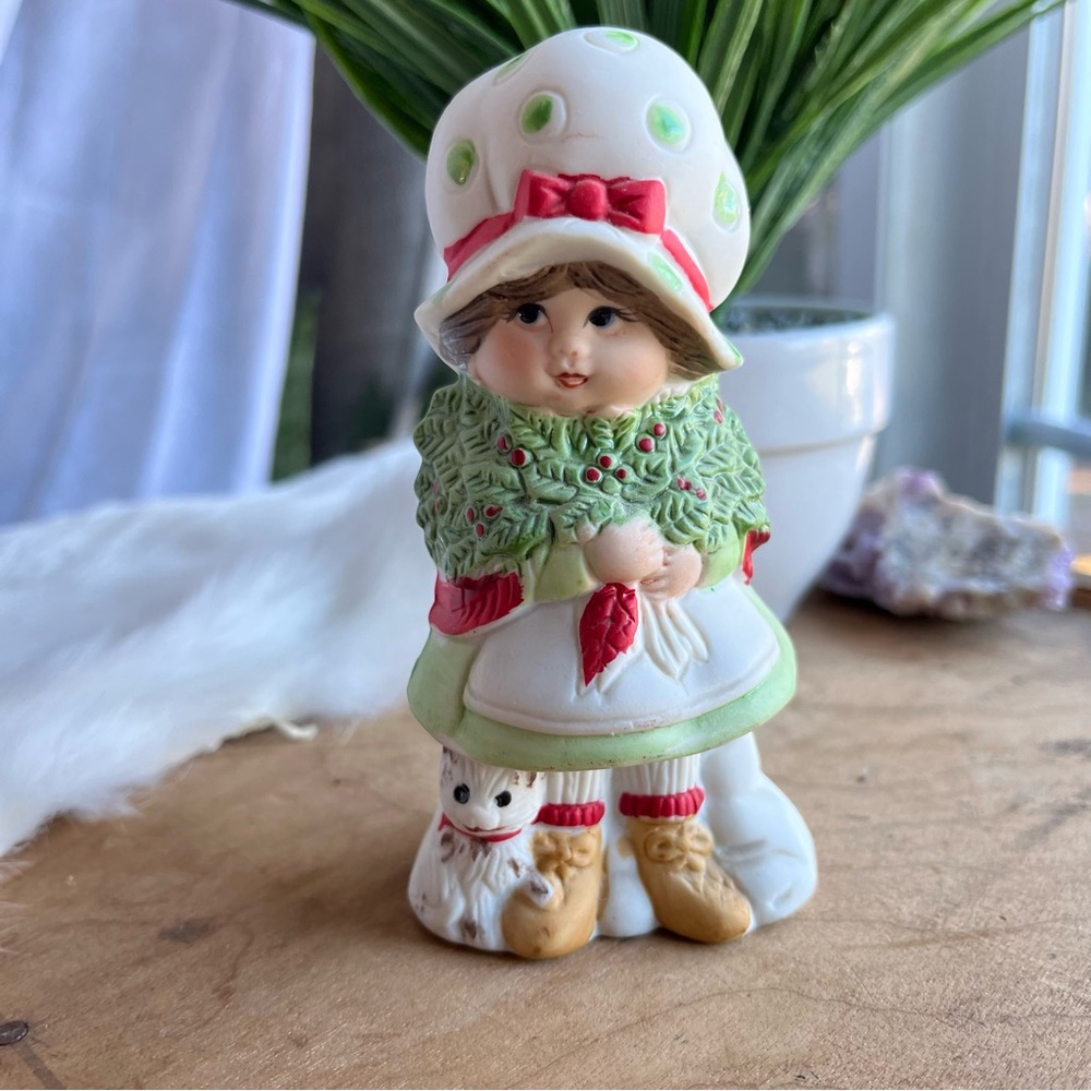 Jasco Figurine Christmas Porcelain Girl
Scent Beads Potpourri Pomander